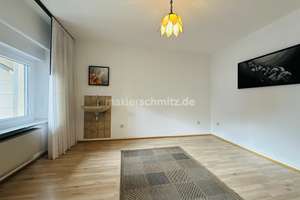 GEPFLEGTES REIHENMITTELHAUS MIT INNENHOF IN ZENTRALER LAGE VON GIESENKIRCHEN! – Die vollständige Adresse der Immobilie erhältst du vom Anbieter., 41238 Giesenkirchen-Mitte, Mönchengladbach – Vorschaubild 8