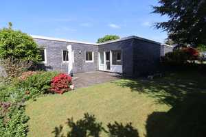 Gräfrath! Sonniger Bungalow mit 5 Zimmern und Garage in ruhiger Lage nahe des Ortskern – Solingen – Vorschaubild 2