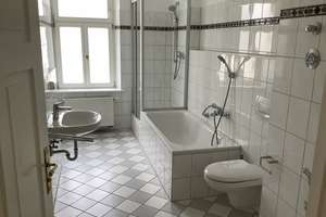 Familienfreundlich geschnittene 5-Zimmer-Altbauwohnung – Sulzerstraße 17, 86159 Antonsviertel, Augsburg – Vorschaubild 11