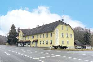 Landgasthof mit modernen Fremdenzimmern in Alleinlage an der Bundesstraße nahe Bodensee – Tuttlingen (Kreis) – Vorschaubild 20