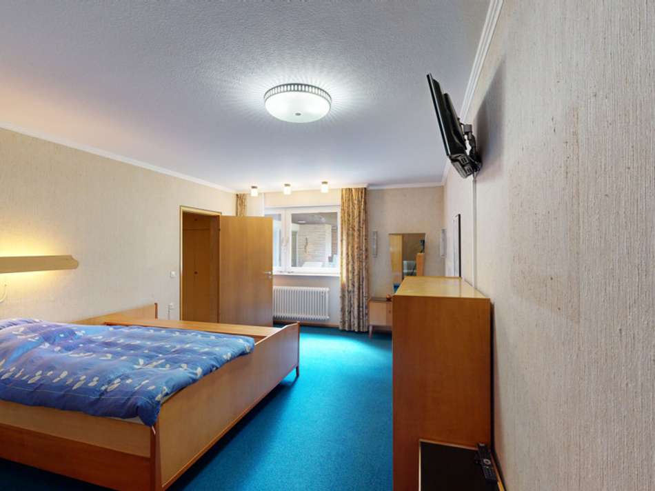 Schlafzimmer Gartengeschoss