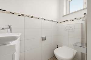 Gepflegtes Reihenmittelhaus in Trudering - ERBPACHT – Die vollständige Adresse der Immobilie erhältst du vom Anbieter., 81827 Waldtrudering, München – Vorschaubild 13