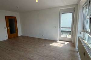 Attraktive 3-Zimmer-Erdgeschosswohnung mit Gartenanteil und Tiefgaragenstellplatz in Augsburg – Die vollständige Adresse der Immobilie erhältst du vom Anbieter., 86179 Haunstetten-Süd, Augsburg – Vorschaubild 15