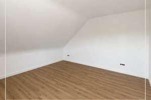 Erstbezug! Moderne 3-Zimmer-Dachgeschosswohnung mit Einbauküche – Benzstraße 29/1, 70327 Benzviertel, Stuttgart – Vorschaubild 4
