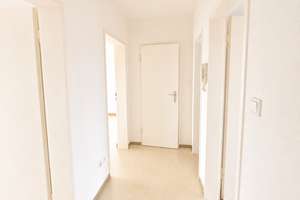 Attraktive 4 Zimmerwohnung mit Balkon, sensationellen Weitblick, EBK zentral in Würzburg – Die vollständige Adresse der Immobilie erhältst du vom Anbieter., 97084 Heidingsfeld, Würzburg – Vorschaubild 10