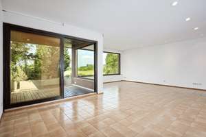 Einzigartiges Maisonette-Erlebnis mit Rheinblick, Garten und Balkonvielfalt – Die vollständige Adresse der Immobilie erhältst du vom Anbieter., 40589 Himmelgeist, Düsseldorf – Vorschaubild 4