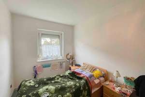 Handwerker-Chance in ruhiger Lage: Großzügige 3-Zimmer-Wohnung mit Gestaltungspotenzial (Erbpacht) – 23556 Sankt Lorenz Nord, Lübeck – Vorschaubild 9