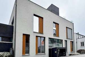 Wohnen mit Charakter: Großzügige 5-Zimmer-Wohnung in Ulm