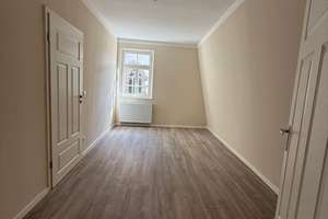 Erstbezug nach Sanierung mit EBK: Stilvolle 4-Raum-Wohnung mit geh. Innenausstattung in Stuttgart – Die vollständige Adresse der Immobilie erhältst du vom Anbieter., 70372 Cannstatt-Mitte, Stuttgart – Vorschaubild 12