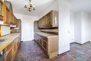 Renovierungsbedürftige Penthouse-Wohnung mit traumhaftem Ausblick  über Augsburg – Oblatterwallstr. 36c, 86153 Jakobervorstadt-Nord, Augsburg – Vorschaubild 8