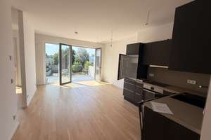 Hochwertiger Neubau 2026 / Erstbezug / 2 Zimmer / Süd Ost Balkon / EBK 