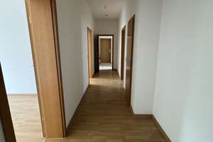 Frisch renovierte 2-ZKB mit Balkon und Fensterbad mit Eckwanne und Dusche – Helmstedter Straße 27, 39112 Sudenburg, Magdeburg – Vorschaubild 19