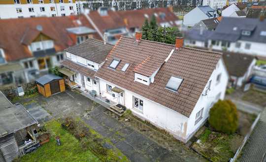 Attraktive Doppelhaushälfte: Ideal zum Modernisieren, Aufstocken oder Neubauen!