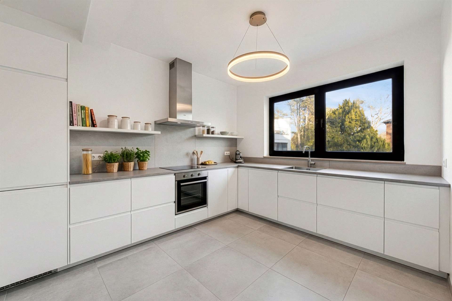 Willkommen: Über den Dächern von Berlin-Westend, Berlin – Bild 2