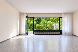 Parkähnliches Grundstück in Alt-Rahlstedt – großzügige Doppelhaushälfte mit Kamin, Loggia und Garage – Die vollständige Adresse der Immobilie erhältst du vom Anbieter., 22149 Rahlstedt, Hamburg – Vorschaubild 4