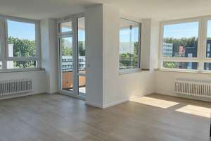Frisch modernisiert: geräumige 2-Zimmer-Wohnung mit Balkon und Aufzug – Gropiusweg 17, 44801 Querenburg, Bochum – Vorschaubild 2