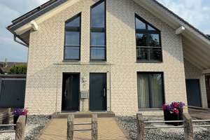 FSP property  GmbH I - möblierte Traumwohnung in Aachen-Schönforst!