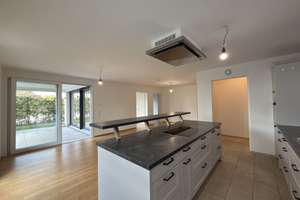 Moderne Barrierefreie Erdgeschosswohnung mit Terasse und Garten!  – Die vollständige Adresse der Immobilie erhältst du vom Anbieter., 79219 Staufen im Breisgau – Vorschaubild 5