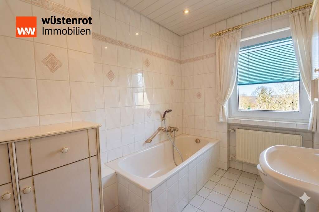 Immobilie in Lauterbach - Zeitlose Eleganz trifft Familienidyll: Gepflegte Doppelhaushälfte mit Parkpotenzial - Bild 4