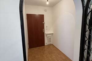 Wohnen mit Charakter: Helle 3-Zimmer-Wohnung im 1. OG mit Balkon ins Grüne – Hoffbrunnstraße xx, 81479 Solln, München – Vorschaubild 14