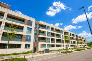 antaris Immobilien GmbH **Zweitbezug mit Wow-Faktor: Stylische 2-Raum-Wohnung**