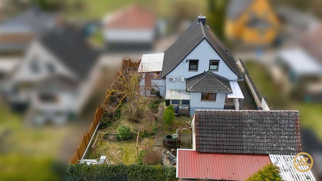 Immobilie in Wanzleben-Börde - „Wohnglück in Bottmersdorf – mit Südterrasse, Kamin, Loggia und viel Platz für Familien“ - Bild 2