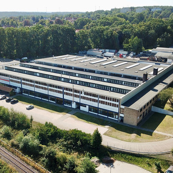 Hallenflächen mit Rampenandienung zu mieten