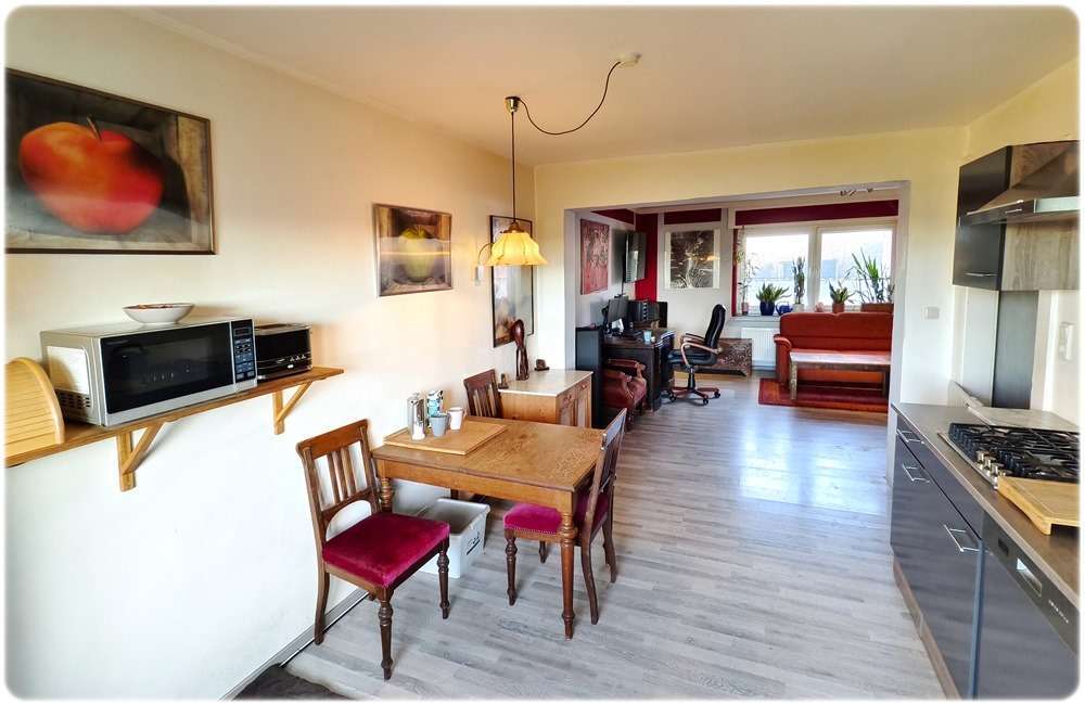 Immobilie in Lehrte - Lehrte-Röddensen: Perfekt für Familien – 2 Wohnungen auf 3 Etagen laden zum gemeinsamen Leben ein! - Bild 13