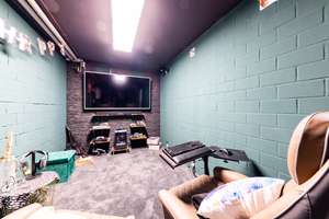 Property thumbnail 18