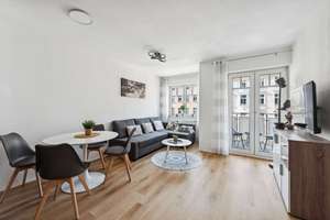 EINZIEHEN & LOSLEBEN. VOLLMÖBLIERT & BARRIEREFREI. MIT AUFZUG & TG-STELLPLATZ. – Thaerstraße 17, 10249 Friedrichshain, Berlin – Vorschaubild 4