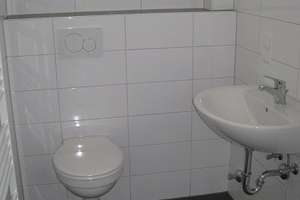 Preisgünstige, individuelle 1-Zimmer-Single-Wohnung – Langer Grabenweg 5, 53175 Hochkreuz, Bonn – Vorschaubild 4
