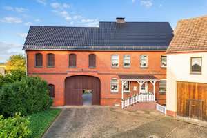Modernes Wohnhaus, Scheune, Nebengebäude: Vierseitenhof in wundervoller Lage bei Jessen (Elster) – Die vollständige Adresse der Immobilie erhältst du vom Anbieter., 6917 Jessen (Elster) – Vorschaubild 4