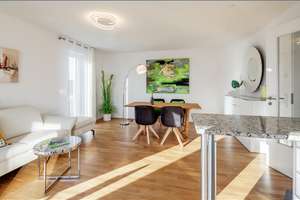 Möbliert: Helle & moderne Neubauwohnung