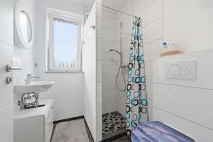 Exklusive Erdgeschosswohnung mit eigenem Garten, Terrasse & Garage in Kerpen-Buir – Die vollständige Adresse der Immobilie erhältst du vom Anbieter., 50170 Kerpen – Vorschaubild 19