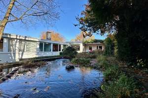 Ein Haus wie kein anderes – stilvolle Wohn-Oase mit Gartenidylle und Solaranlage – Die vollständige Adresse der Immobilie erhältst du vom Anbieter., 41462 Vogelsang, Neuss – Vorschaubild 2
