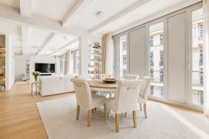 Luxus trifft Lage – Exklusives 5-Zimmer-Loft im Herzen Hamburgs – Die vollständige Adresse der Immobilie erhältst du vom Anbieter., 20457 Hamburg-Altstadt, Hamburg – Vorschaubild 1