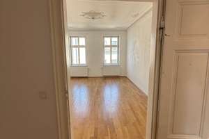 Bezugsfreie 4-Zimmer-Altbauwohnung mit Balkon und Gestaltungspotenzial im Zentrum Süd – Emilienstraße 6, 4107 Zentrum-Süd, Leipzig – Vorschaubild 6