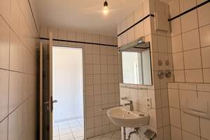 2 Zimmer Dachgeschosswohnung mit ruhigem Westbalkon und Blick ins Grüne – Hansjakobstraße 107b, 81825 Josephsburg, München – Vorschaubild 18