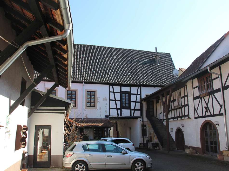 Rückansicht Hofeinfahrt