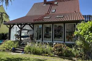 Schickes Einfamilienhaus mit Garagen – Die vollständige Adresse der Immobilie erhältst du vom Anbieter., 2906 Niesky – Vorschaubild 3