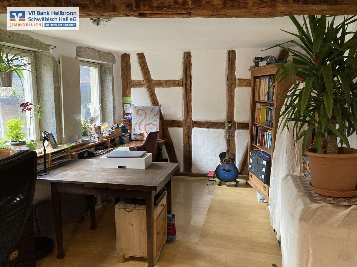 Immobilie in Rosengarten - GROßES CHARMANTES FACHWERKHAUS 
MIT SCHEUNE IN RIEDEN - Bild 17