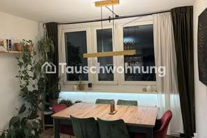Tauschwohnung: 2 Zimmer Wohnung mit tollem Ausblick ( 18. Etage) – Straße der Pariser Kommune 23, 10243 Friedrichshain, Berlin – Vorschaubild 2