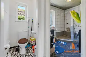 IMMOSPACE *** HANDWERKER AUFGEPASST! HAUS MIT GARTEN & GARAGE ZUM FERTIG RENOVIEREN *** – Augsburg (Kreis) – Vorschaubild 12