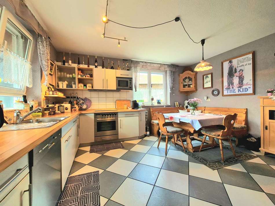 Hinterhaus, Kochen/Essen