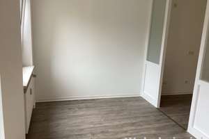 Wohnen mit Weitblick: renovierte 2-Zimmer-Wohnung mit Balkon! – Kennedystr. 16, 82178 Puchheim – Vorschaubild 6