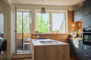 Lichtdurchflutete DG-Wohnung in Toplage – Fahrstuhl, EBK inkl., sofort bezugsfrei, von privat – Die vollständige Adresse der Immobilie erhältst du vom Anbieter., 4229 Schleußig, Leipzig – Vorschaubild 13