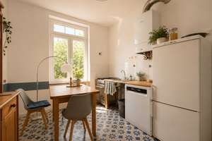 Altbaujuwel mit Charme, Geschichte und Entwicklungspotenzial – Dreifamilienhaus Frankfurt-Seckbach – 60389 Seckbach, Frankfurt am Main – Vorschaubild 11