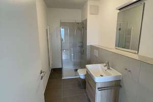 Willkommen auf dem Rodelberg: Moderne 3-Zimmer-Wohnung mit Einbauküche & Balkon/Loggia – Am Fort Hechtsheim 13, 55131 Oberstadt, Mainz – Vorschaubild 4