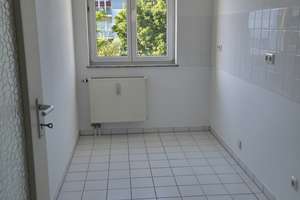 *prov.frei* - 2-Zi/Moosach, sonnig, ruhig, bezugsfertig mit großem S-W Balkon – Bautzener Str. 30, 80997 Moosach-Bahnhof, München – Vorschaubild 8