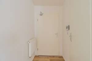 Individuelle 2,5-Zimmer DG-Wohnung auf Altbau 1910 mit Balkon in Spandau.  – Streitstraße 78, 13587 Hakenfelde, Berlin – Vorschaubild 2